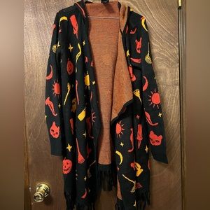 Disney her universe open front cardigan hocus pocus themed